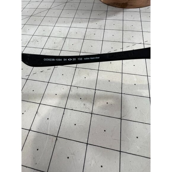 Oakley Fives Squared Sunglasses Matte Black Warn Grey Lens OO9238-1054 new - Picture 3 of 9